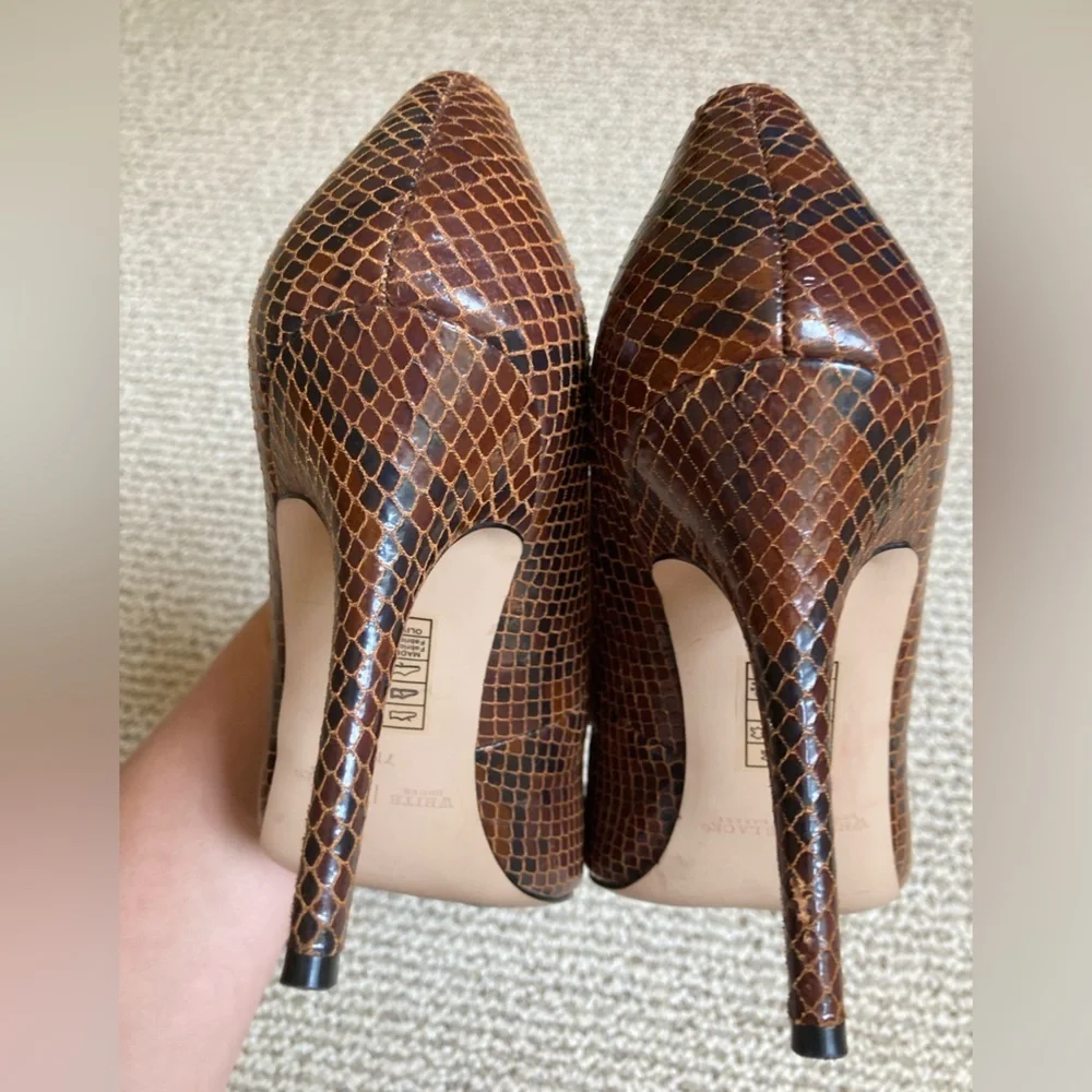 WHBM Snakeskin Heels‎